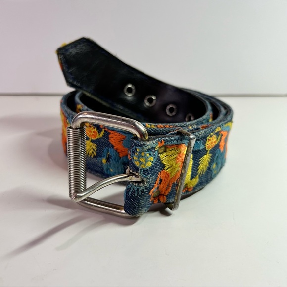 Unique denim belt with colourful embroidered squirrel pattern. Size 34-36. - Picture 10 of 10